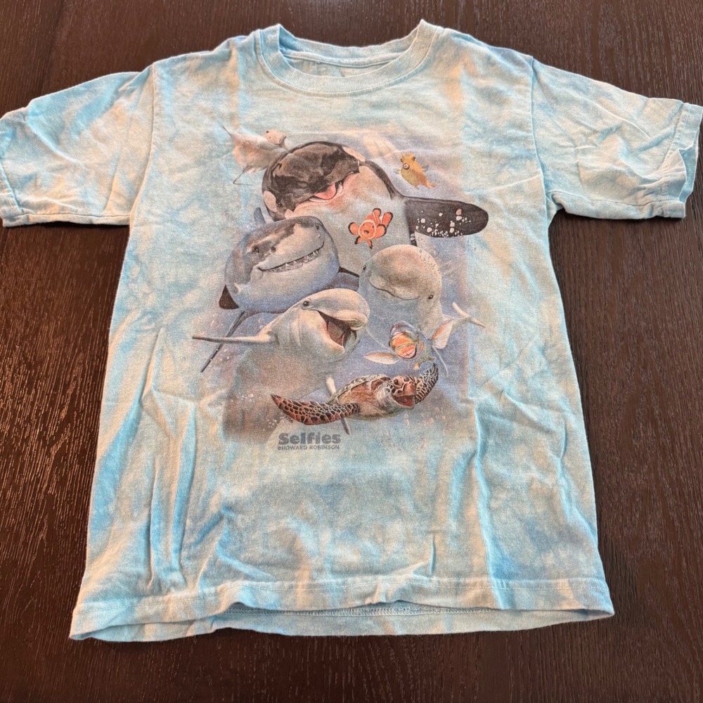 The Mountain Kids Blue Tie Dye Sea Animal Selfie Graphic T-Shirt Size M